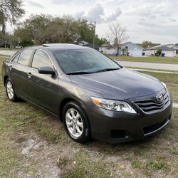 Toyota Camry 2011