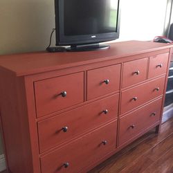 Excellent CONDITION IKEA Deep RED 8 Drawers Dresser Media Chest Entertainment Center Media Unit Stand Storage Drawer 