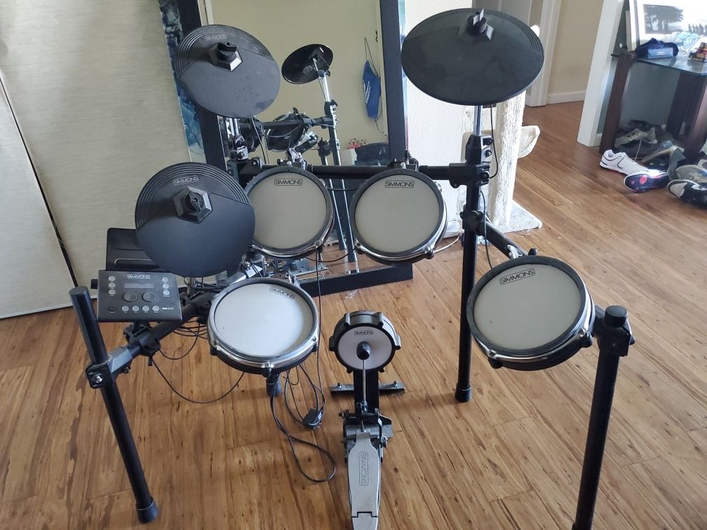 Simmons SD600 Electronic Drum Set LIKE NEW!!