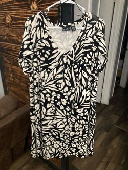 Woman’s New Dress Size 2XL