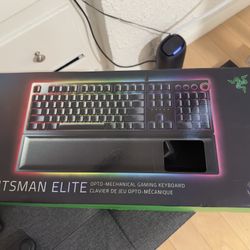 Huntsman Elite Keyboard - Full Sized