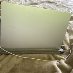 Galaxy Book3 15.6'' FHD Laptop (Silver)
