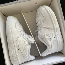 Nike force size 3c