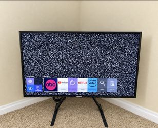 π Samsung 40 Inch TV- Great Condition