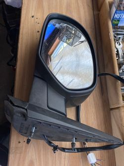 Silverado-Tahoe-Yukon-Escalade driver mirror 07-14