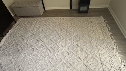 Area Rug 7’10”x 10’10” nuLOOM Ansley Light Grey