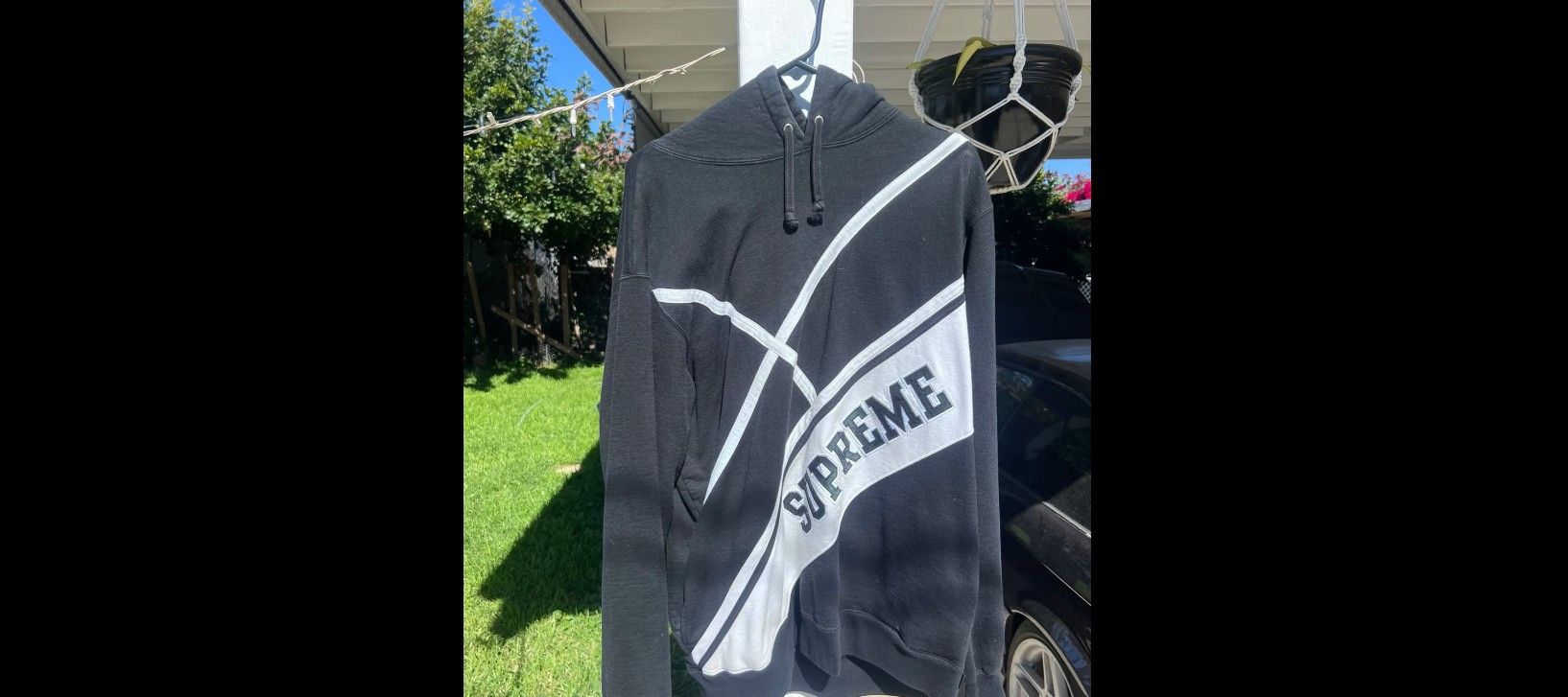 Supreme Hoodie