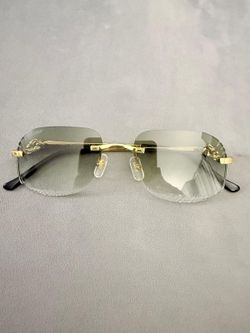 beautiful brand new Cartier women sunglasses. (MUST SELL TODAY)