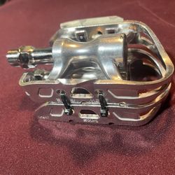 Brand New MKS AR-2 Bicycle Pedals