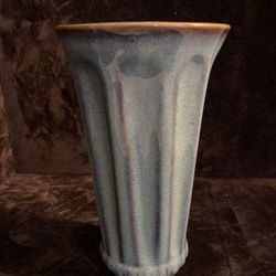 Ceramic Vase 8.5 Inches Tall