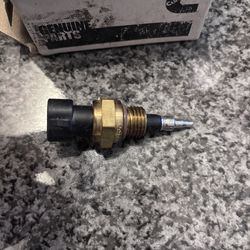 Cummins Temperature Sensor Part #40-88-832 - Diesel Parts - Cummins Parts - Cummins Sensor Temperature Part - Cummins Sensor - Cummins