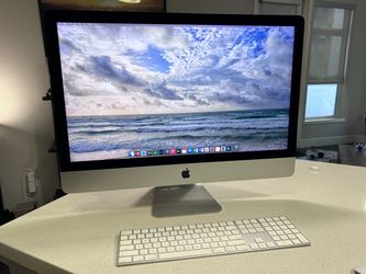Apple iMac 27” 5K 4.2 GHz Quad-Core Intel i7 64 GB RAM