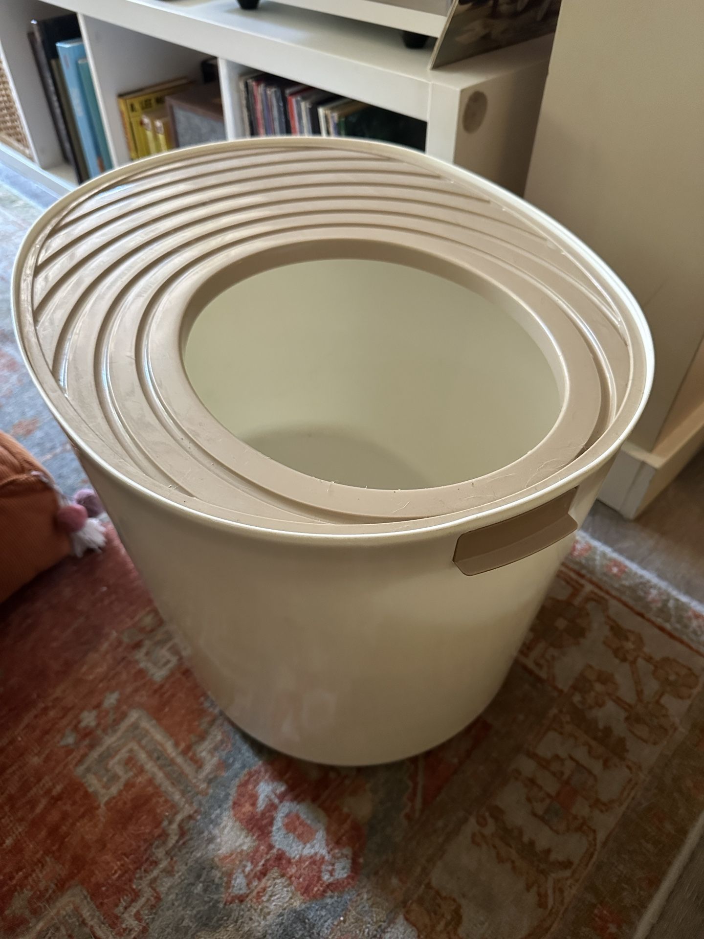 IRIS Large Top Entry Cat Litter Box