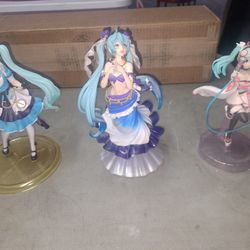 Hatsune Miku Princess Figurines