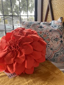 Set Of Two Decorative Pillows