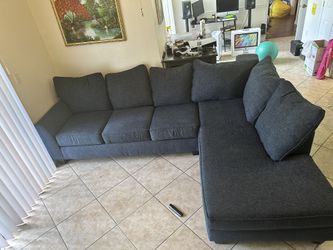 (MUST GO TODAY) Navy Blue Sectional Couch From Rooms To Go