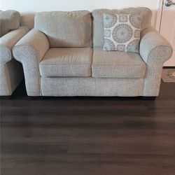 Couches 2 (2 Seaters)