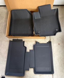 OEM Chevy Equinox All-Weather Premium Floor Mats (2025–2026) – Gas Models Only