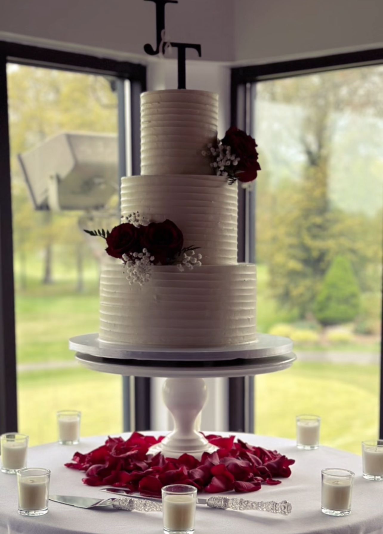 16 Inch Wood Wedding cake stand