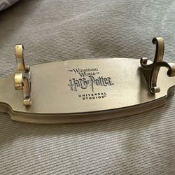 UNIVERSAL STUDIOS WIZARDING WORLD OF HARRY POTTER  SINGLE WAND STAND NEW