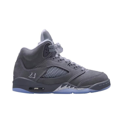Jordan 5 size 6 (Youth)