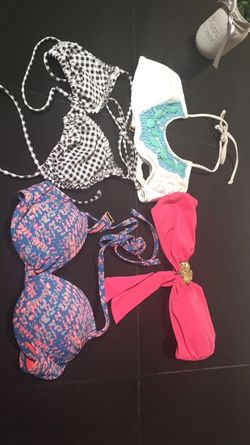 Bikini tops 4 total size small