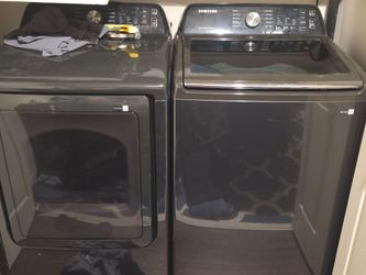 Delivery Available* Washer Dryer Set
