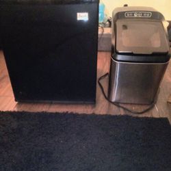 Avanti Fridge And Ice Maker