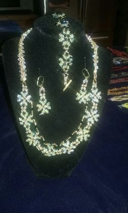 Handmade fashion jewelry