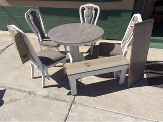 Table with extra leaf $225