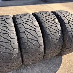4 Nitto Ridge Grappler Tires Size 295/60/20 Great Condition