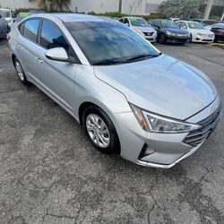 2019 Hyundai Elantra