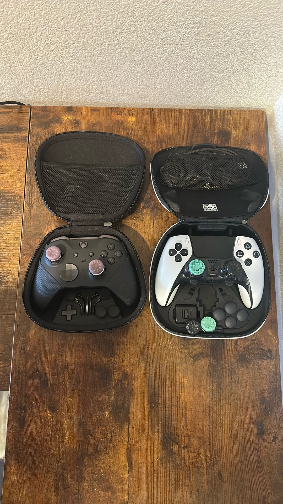 Dual Sense Edge And Xbox Elite Series 2 Controllers