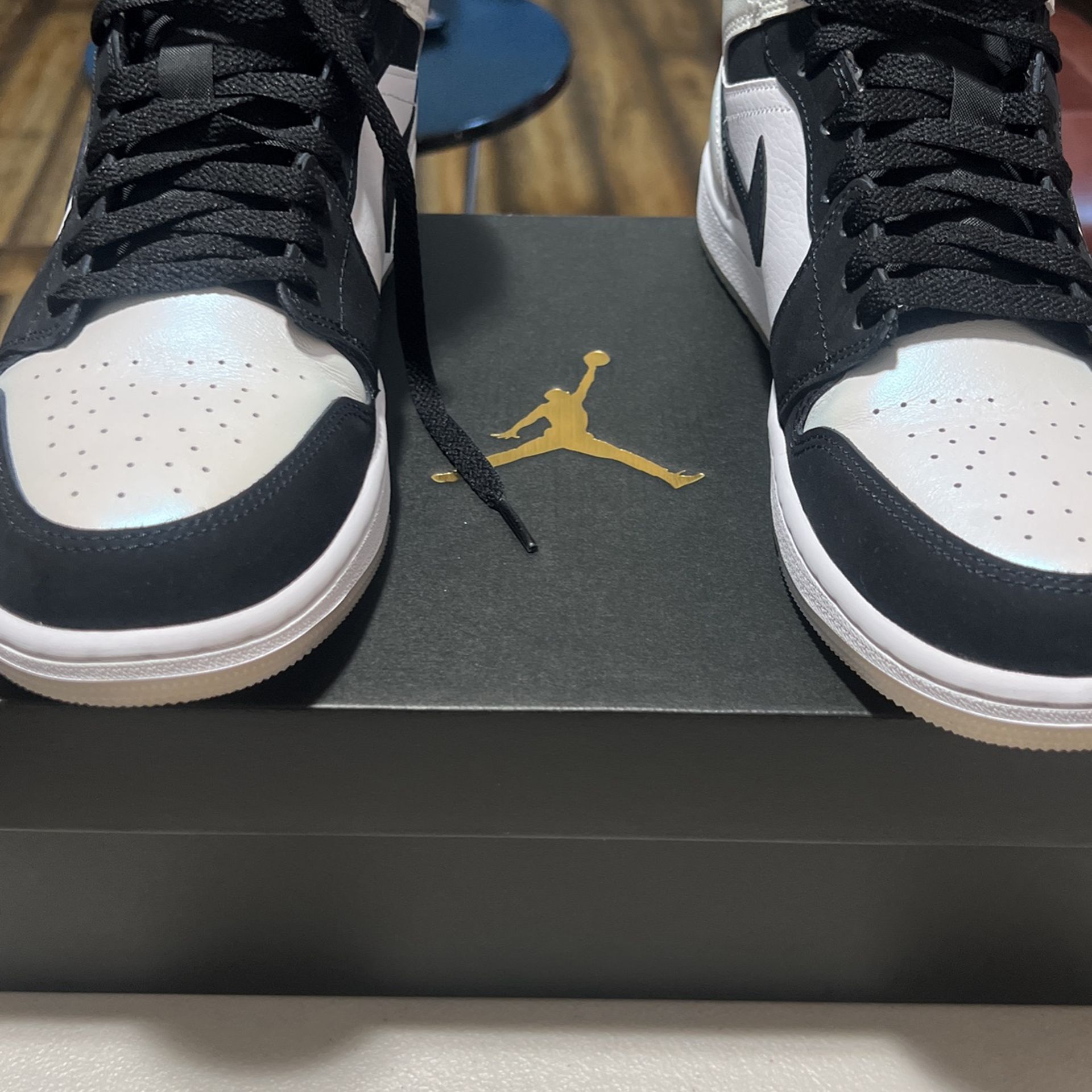 Air Jordan Mid Diamond WHT/BLK /GLOSS Size