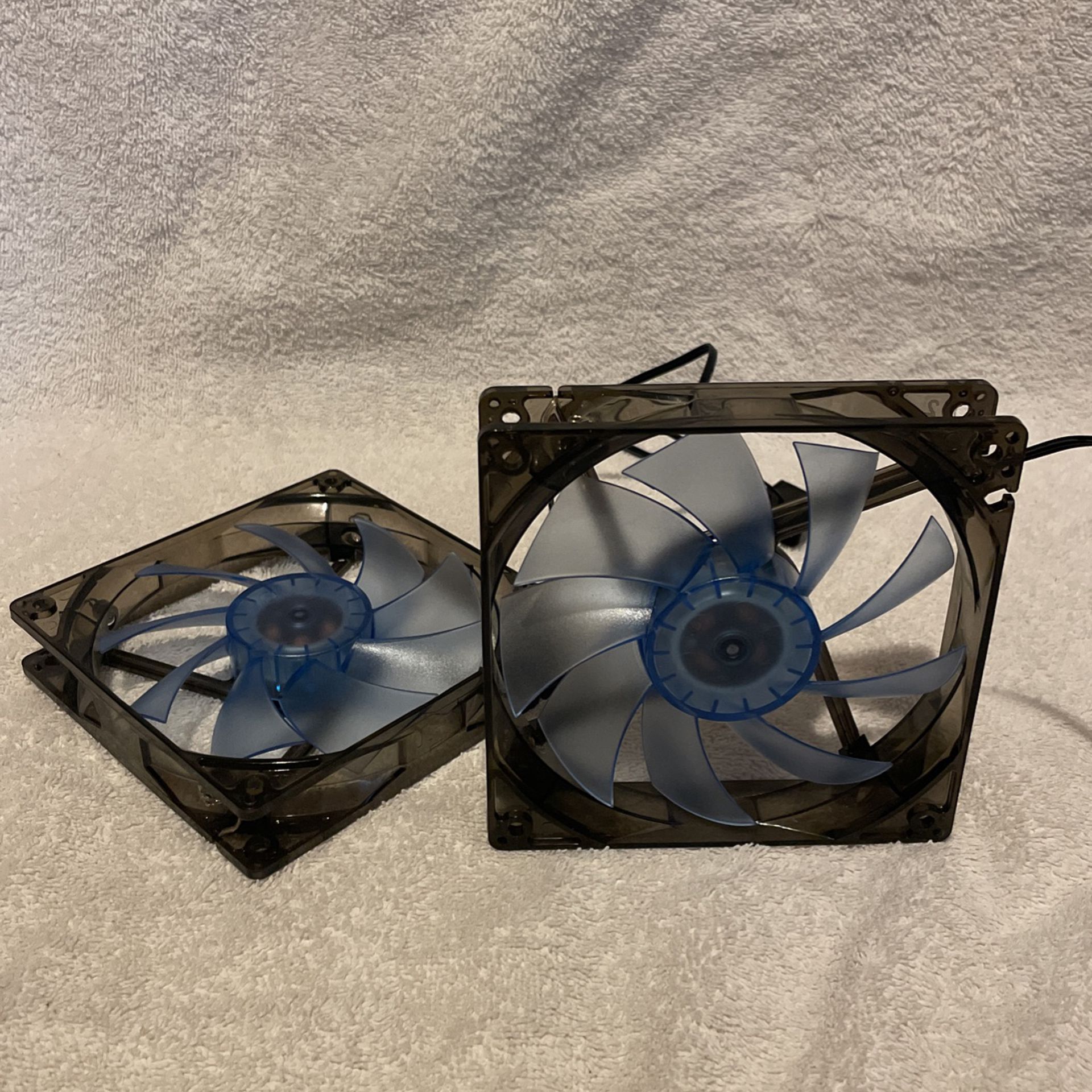 2 Blue LED 140mm PC Fans
