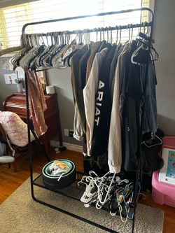 Clothing rack