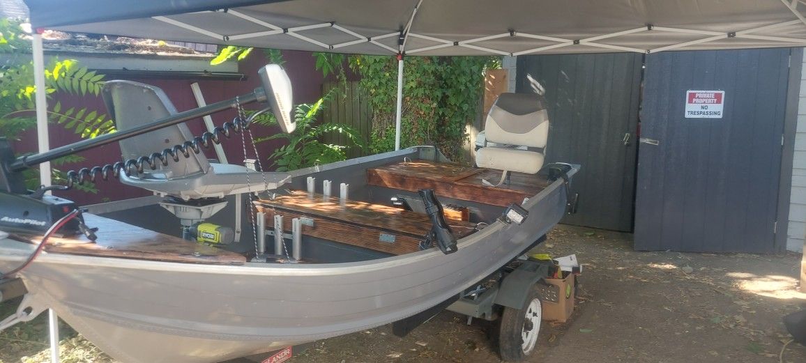14 Ft Alaskan Smoker Craft. Trade Considerd