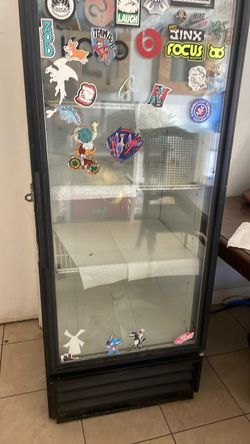 Pepsi fridge fan blows hot
