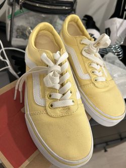 Girl Vans  Size 6