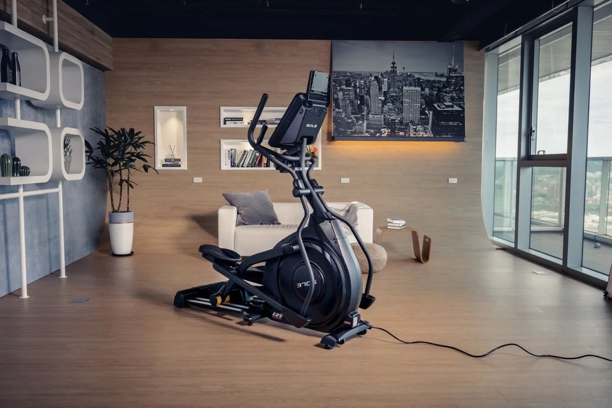 Elliptical Sole E25