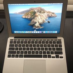 Apple MacBook Air Laptop- 2019 Catalina OS, Great shape! Battery Charger Included 