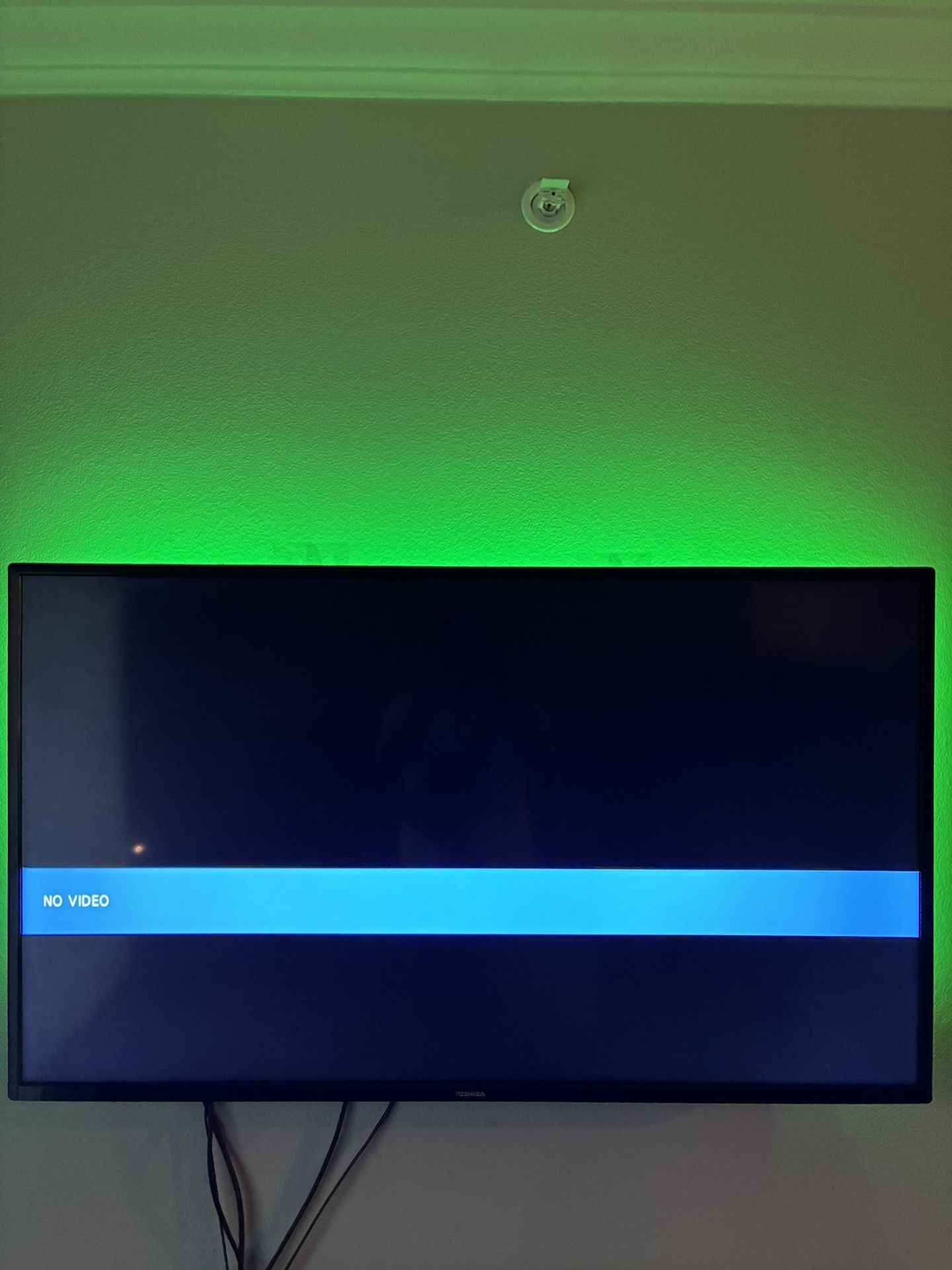 Toshiba 49” Flat Screen TV – Great Condition