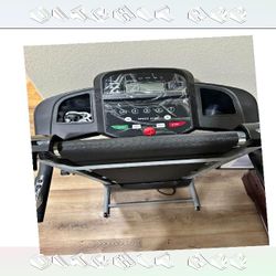 Life Fitness Treadmill Professional Exercise Equipment remain still