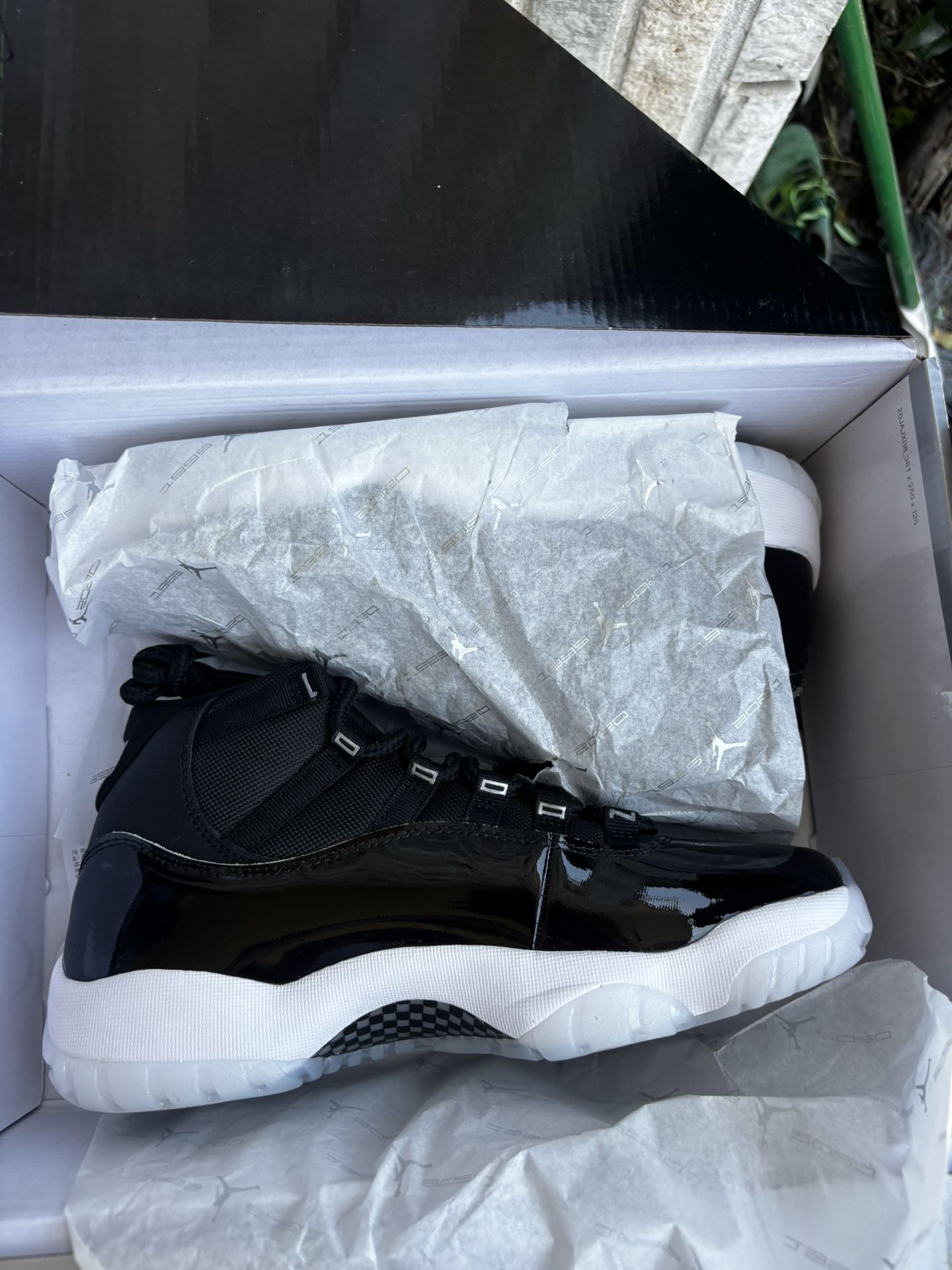 Jordan 11 Jubilee Size 9.5