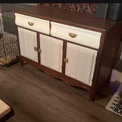 Dresser cabinet