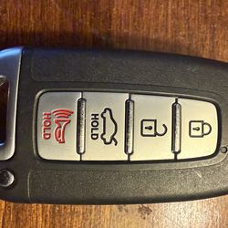 OEM 2013 Hyundai Sonata Key Fob With about 5 Extra CR2032 batteries  Included.