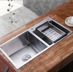KITCHEN SINK
