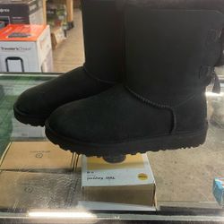 Ugg Shoes Size 7 