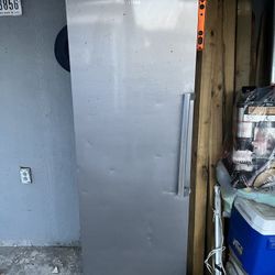 Refrigerator And Frezer Converter $$$220