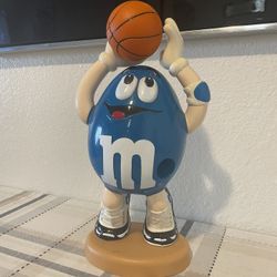 M&M Dispenser